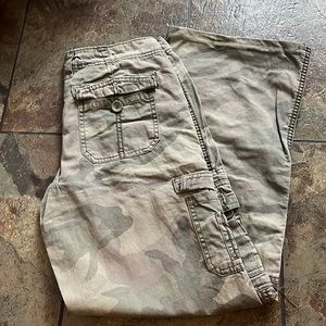 No boundaries cargo jeans camo